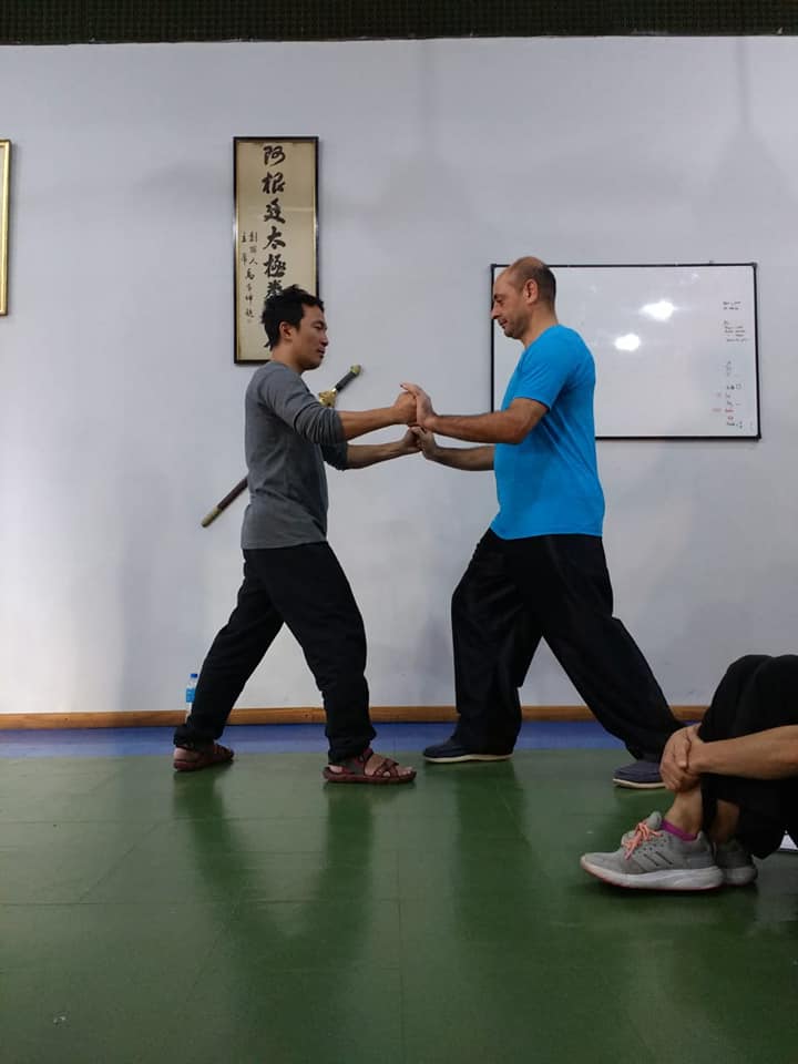Christiano aprendendo do mestre Liang Dehua